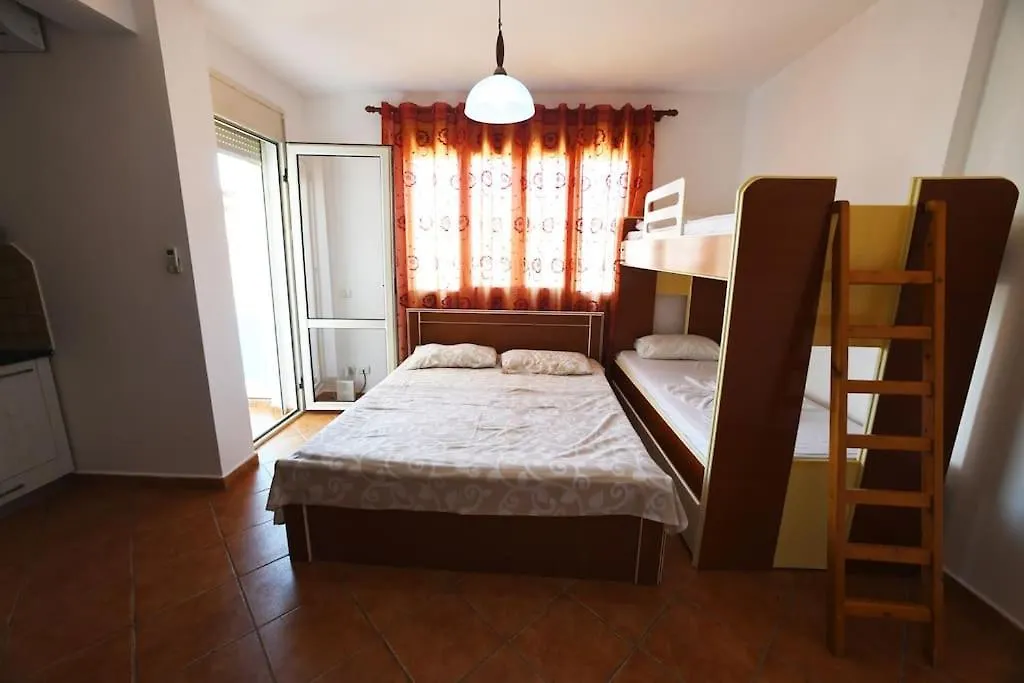 Apartment Eri'S Room Durres